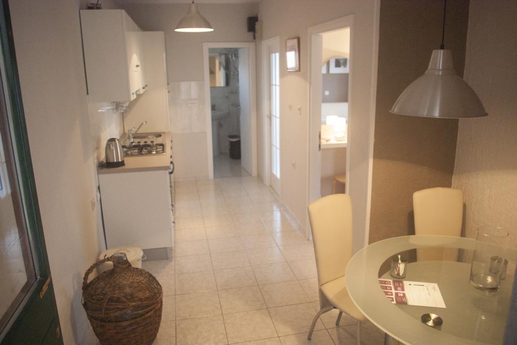Apartments Vongula Trogir Exterior foto
